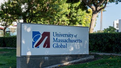 UMass financial aid rises to $395M